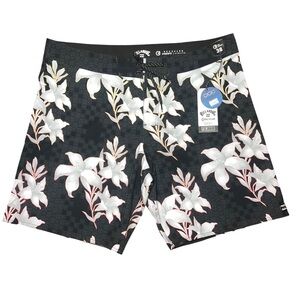 Billabong Black Floral Recycler Swim Board Shorts Mid Length NWT 38 Ciclo